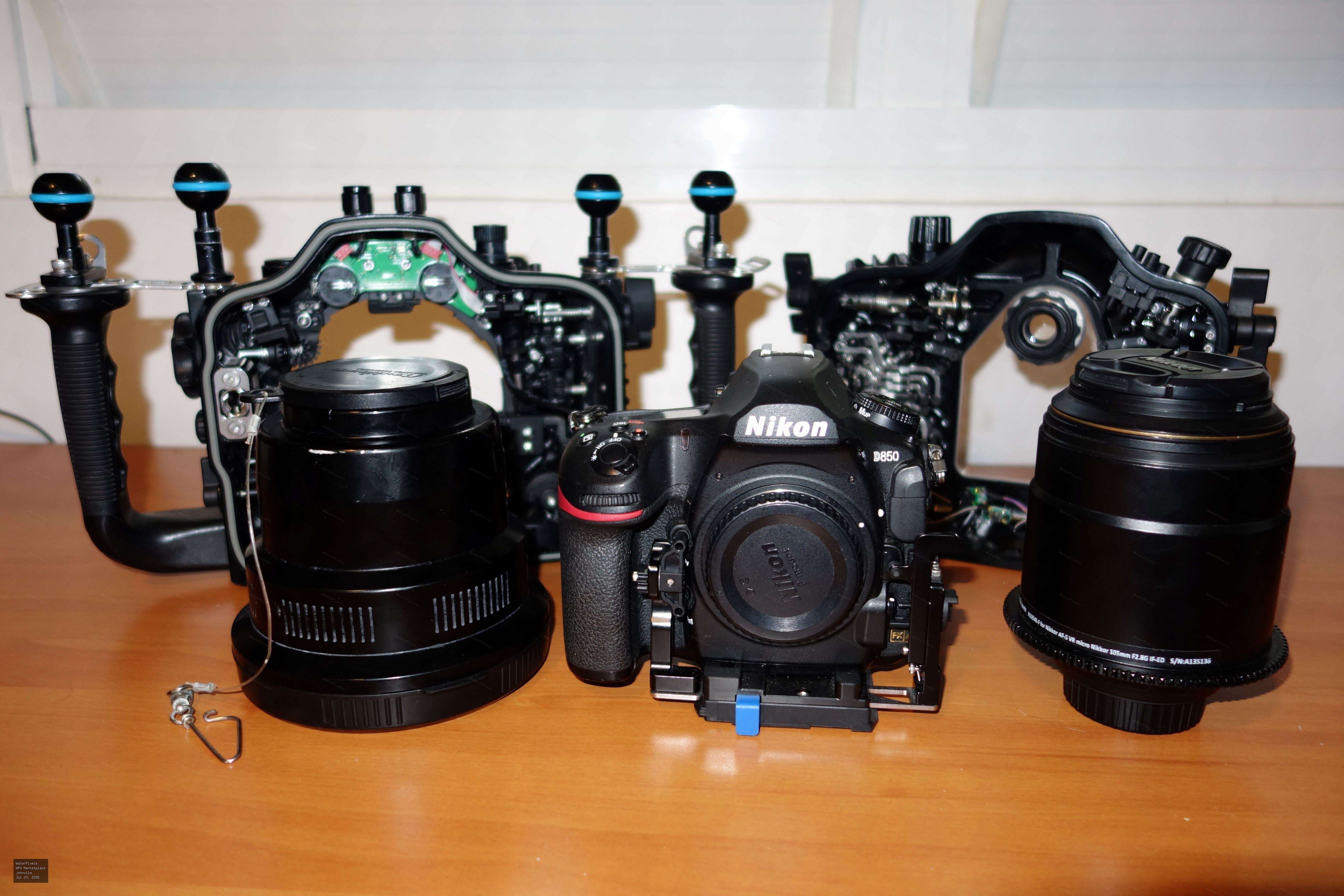 NIKON D850 / NAUTICAM HOUSING