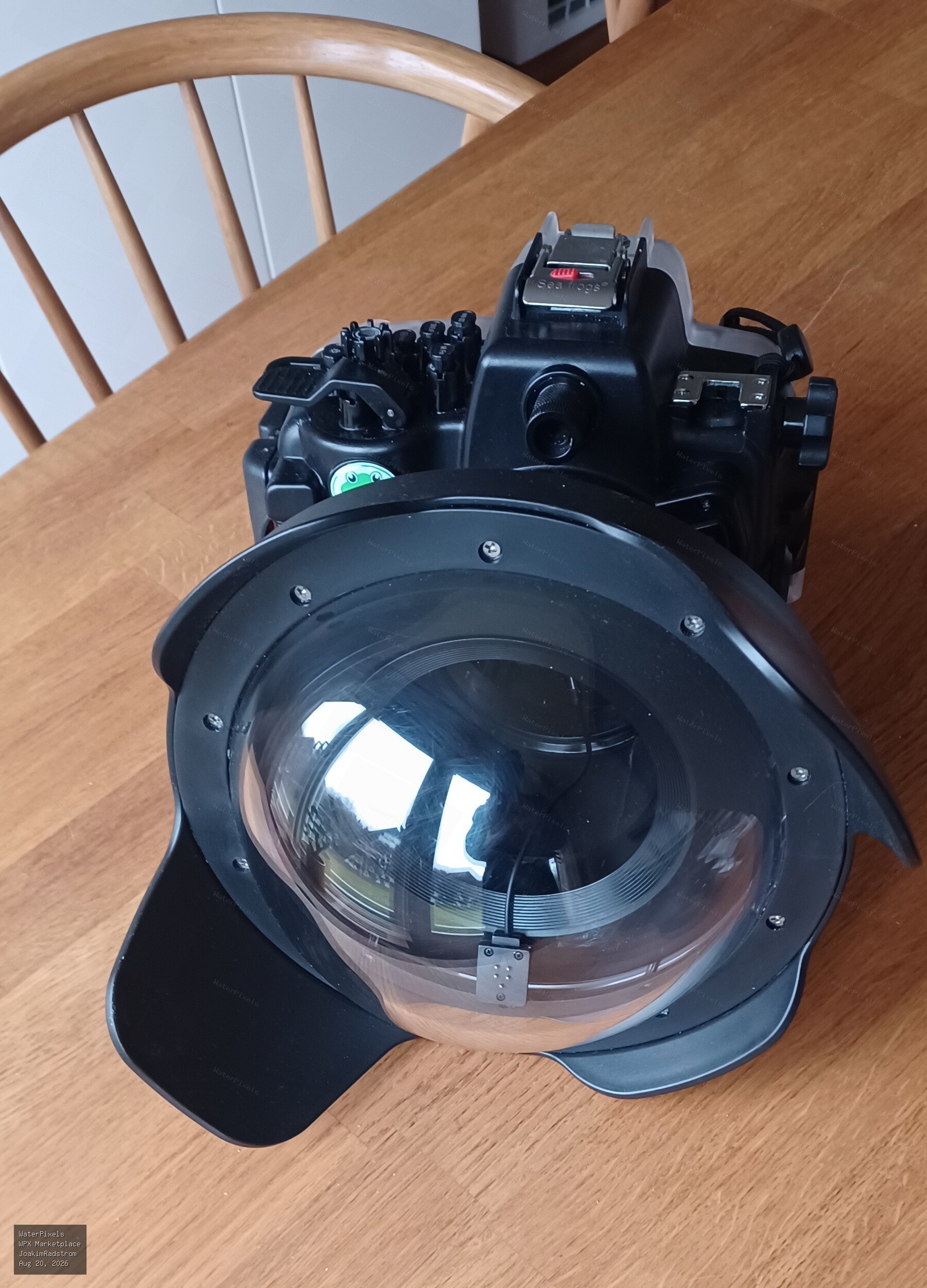 SeaFrogs Underwater Housing for Canon EOS 5D Mark III / Mark IV + 8" Dome Port