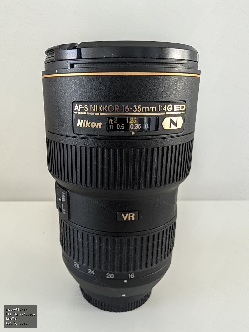 Nikon 16-35 /4 VR lens & Nauticam N1635 Zoom gear
