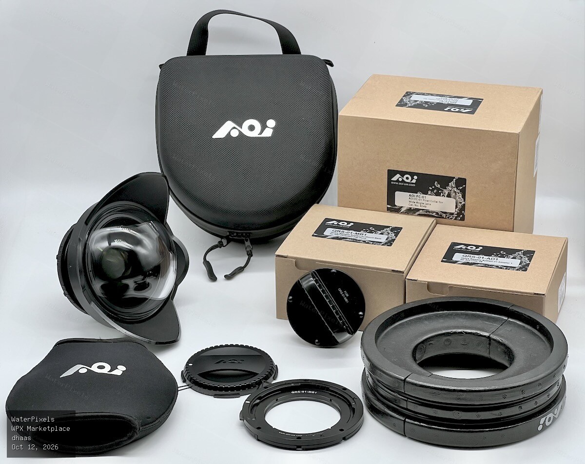 AOI UWL-09f Wide Angle lens and accessories