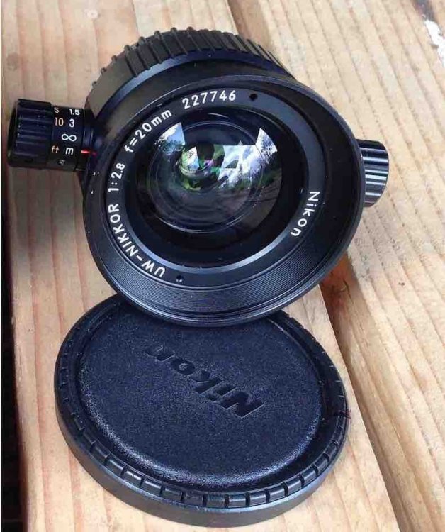 nikonos_nikkor_20mm.jpg