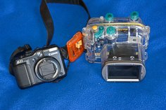 Canon G11 and DC34 housing.jpg