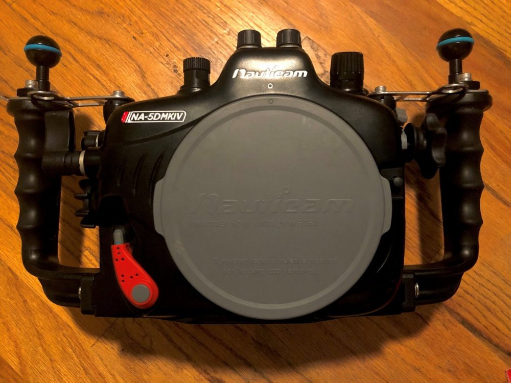 5D MkIV Housing-Front.jpg