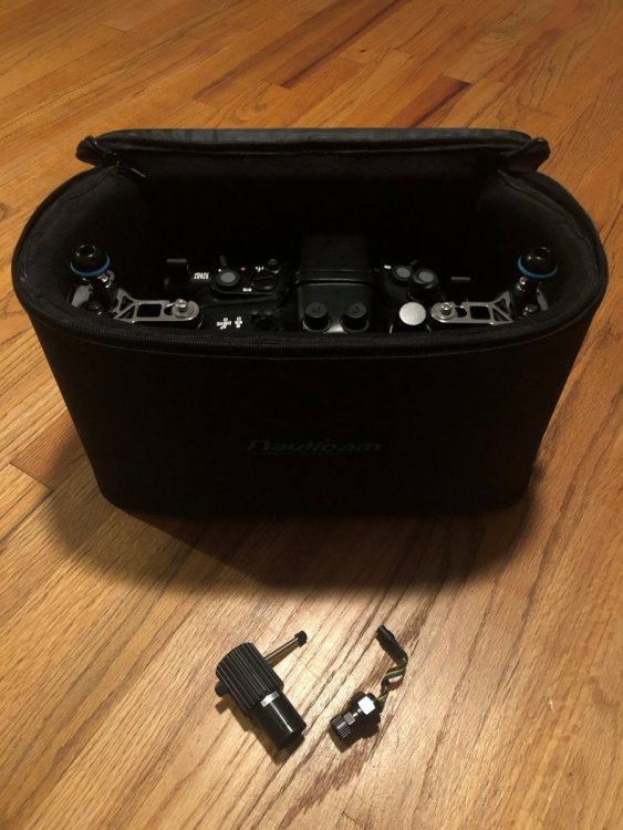 5D MkIV-Case Open.jpg
