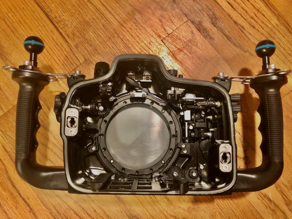 5D MkIV Housing-Front Half.jpg