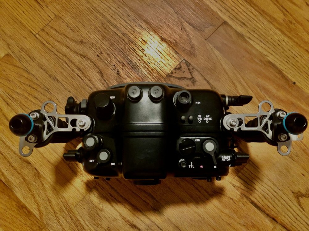 5D MkIV Housing-Top.jpg