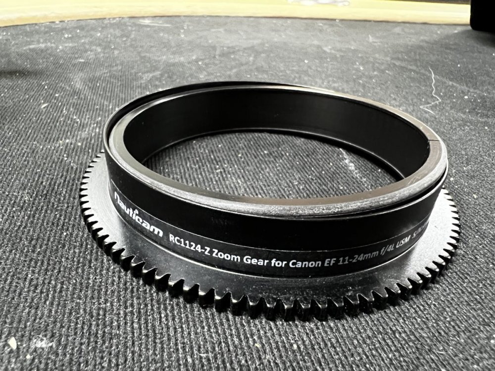 RC1124-Z 11-24 zoom.JPG