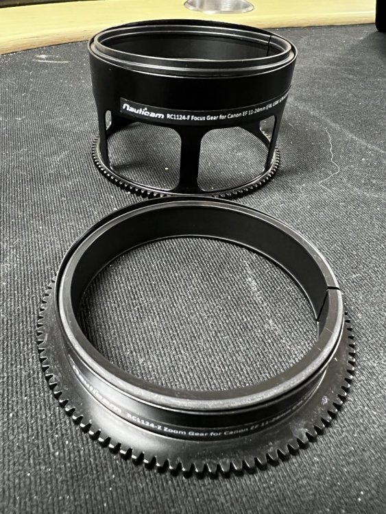 RC1124-Z 11-24 zoom-FOCUS.JPG