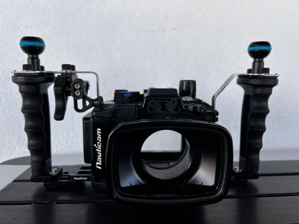 Nauticam NA-RX100VII Pro Package 1.jpeg