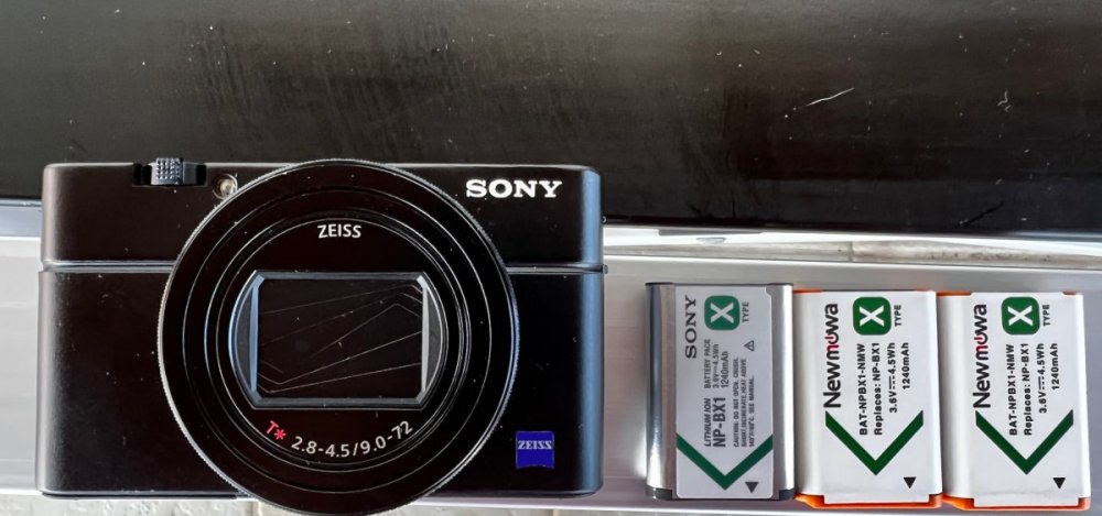 Sony RX100 VII 1.jpeg