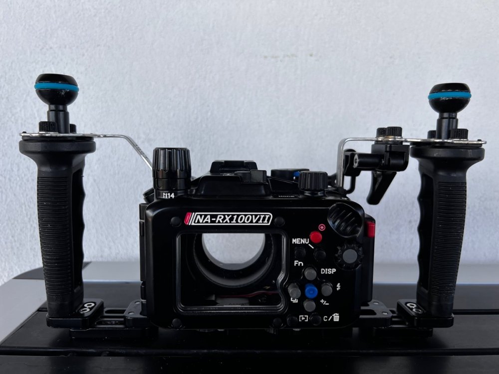 Nauticam NA-RX100VII Pro Package 2.jpeg