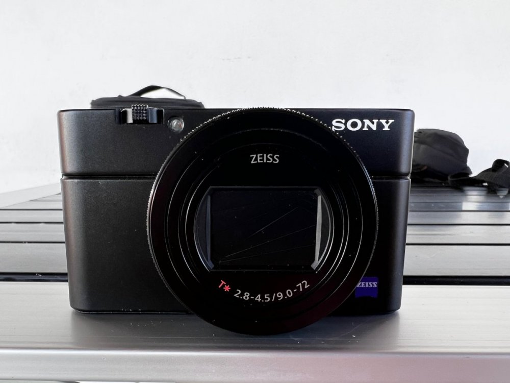 Sony RX100 VII 3.jpeg