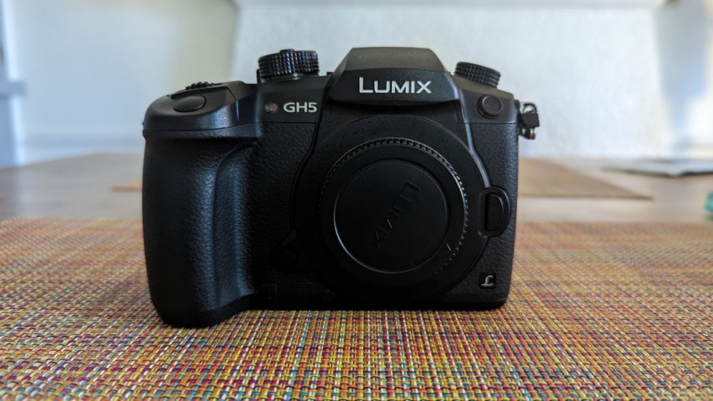 5camera.jpg