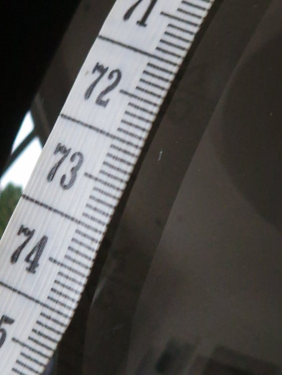 Seacam 6 inch super dome - small scratch detail.jpg