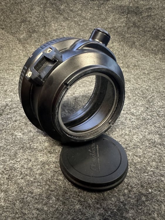Nauticam Port for Sony 28-60mm.jpeg